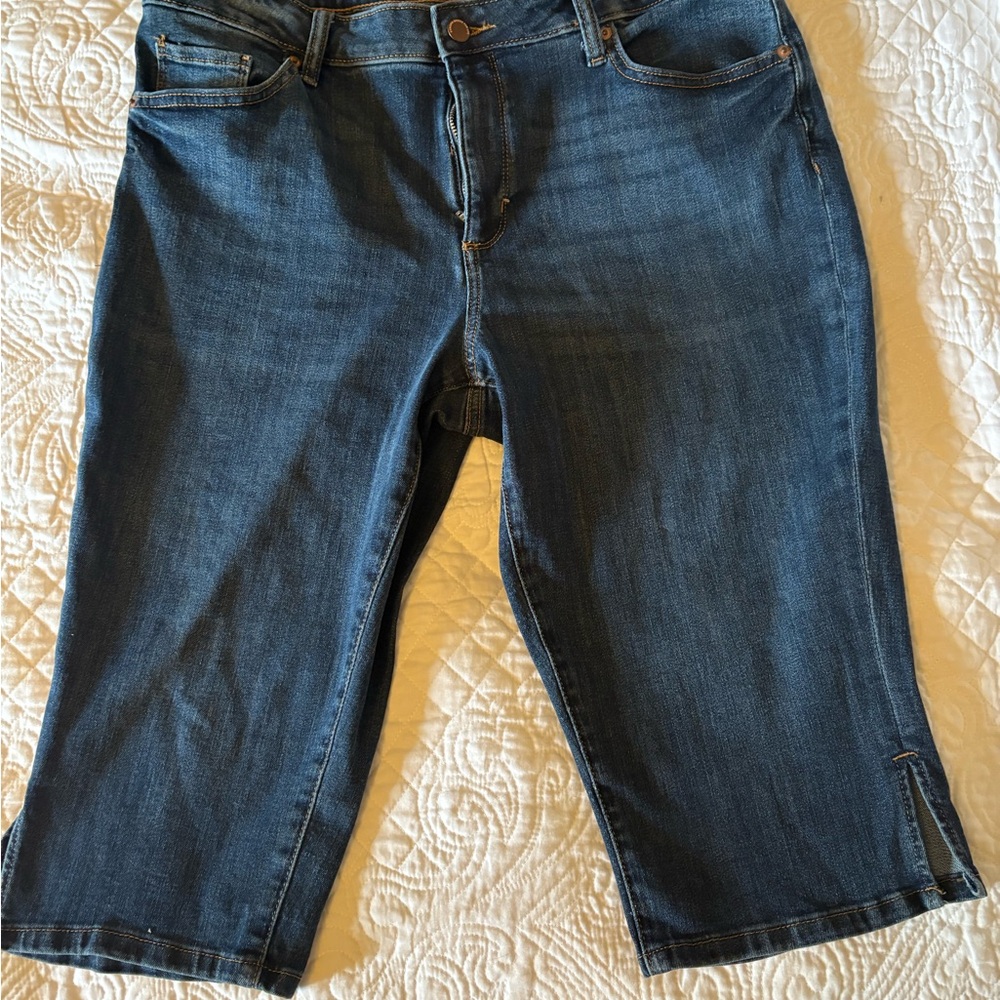 NWOT Sonoma Blue Ankle Capri Jeans